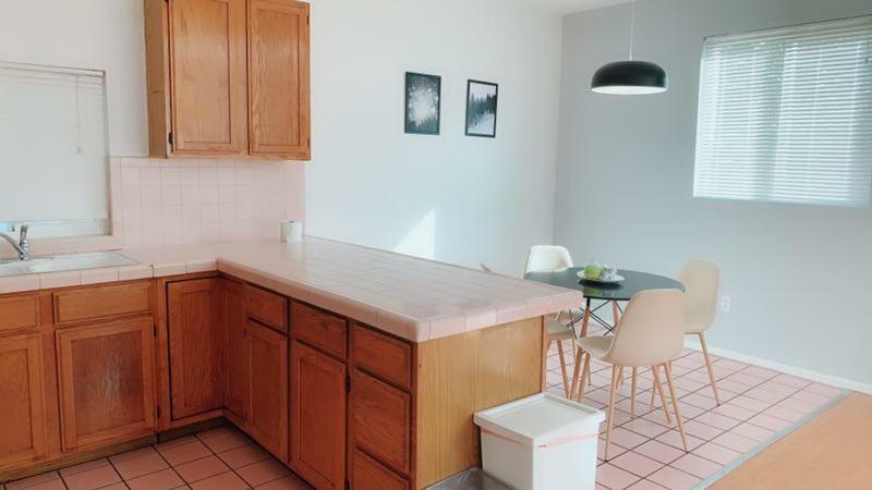 Pasadena Single House 3B1B 三房一厅一厨一浴 Leilighet Eksteriør bilde